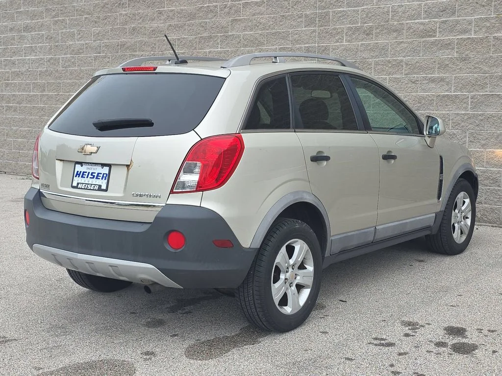 Used 2013 Gold Chevrolet 2LS image 13