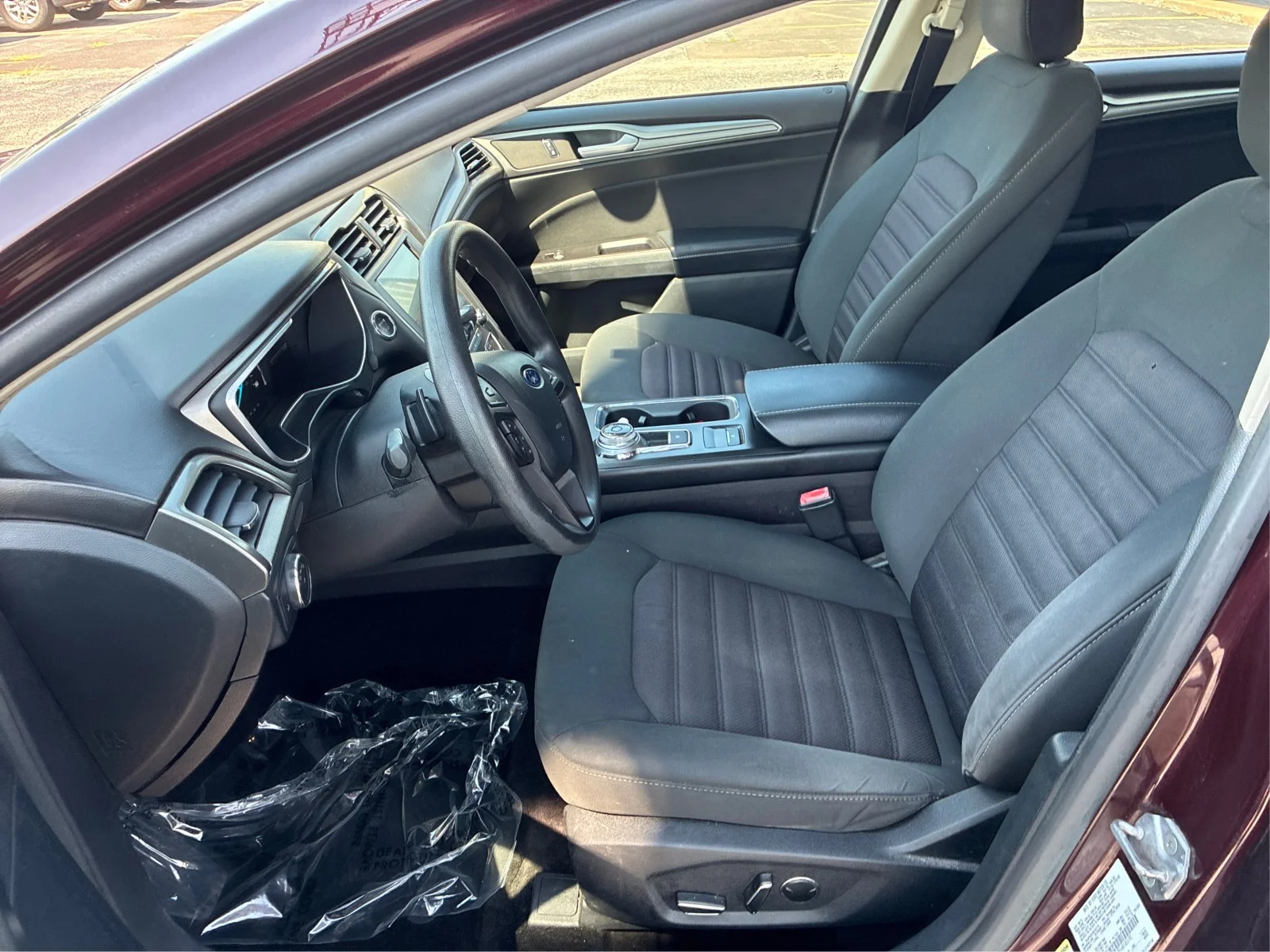 Used 2017 Burgundy Velvet Metallic Tinted Clearcoat Ford SE image 9