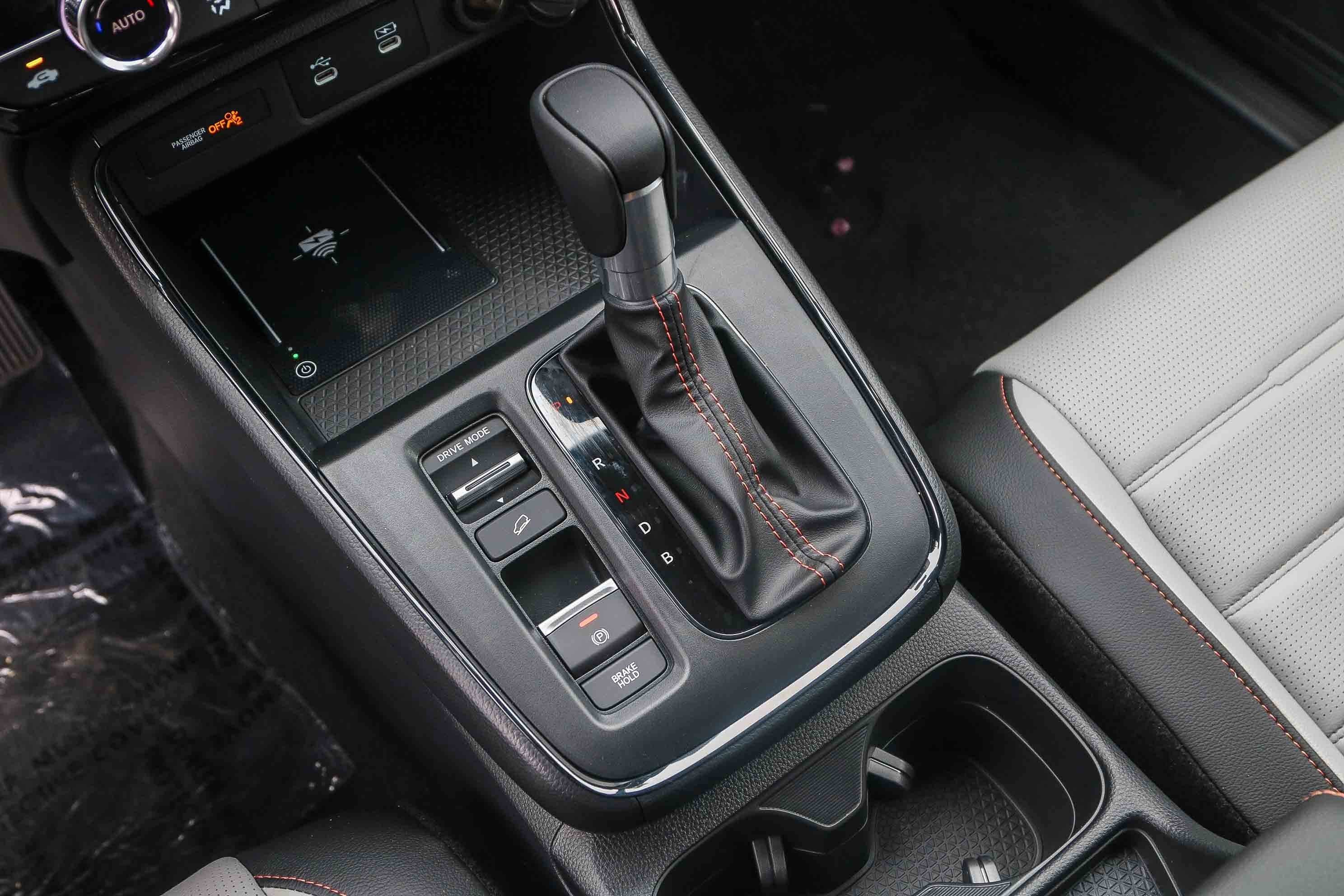 New 2026 Platinum White Pearl Honda Sport Touring image 19