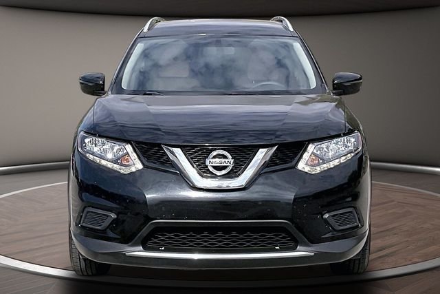 Used 2016 Black Nissan SV image 3