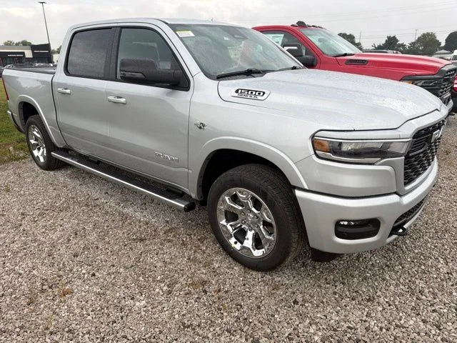 New 2027 Silver Zynith Exterior Paint RAM Big Horn/Lone Star image 9