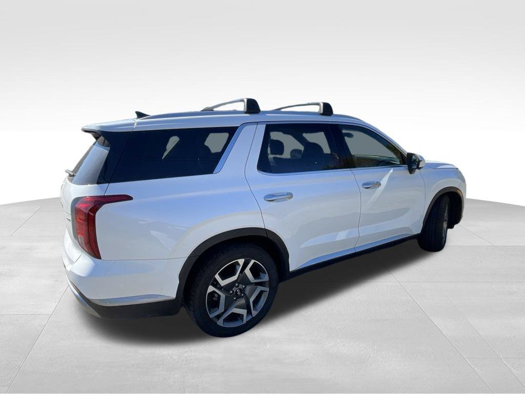 Used 2023 White Hyundai SEL image 21