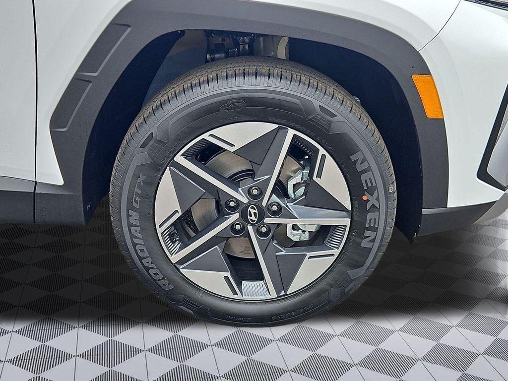New 2026 White Hyundai SEL AWD image 30