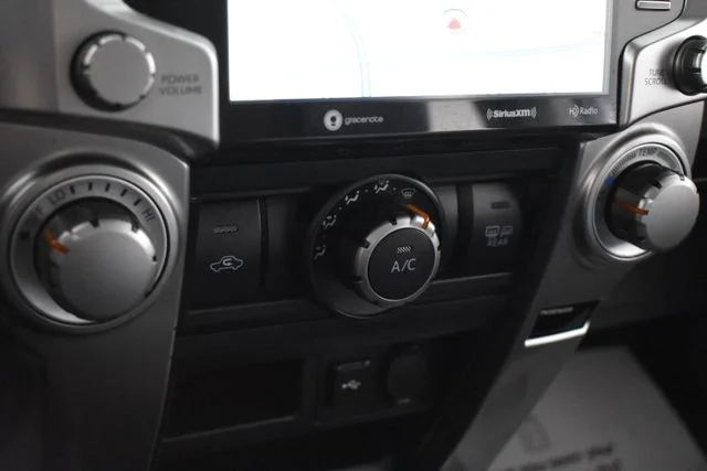 Used 2022 White Toyota SR5 Premium image 30