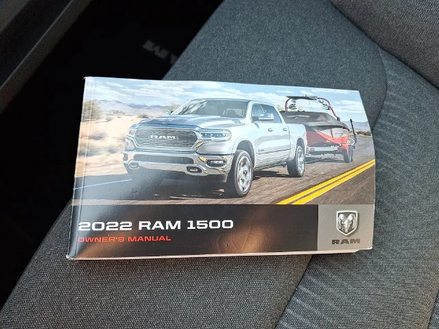 Used 2022 White Ram Big Horn/Lone Star image 25