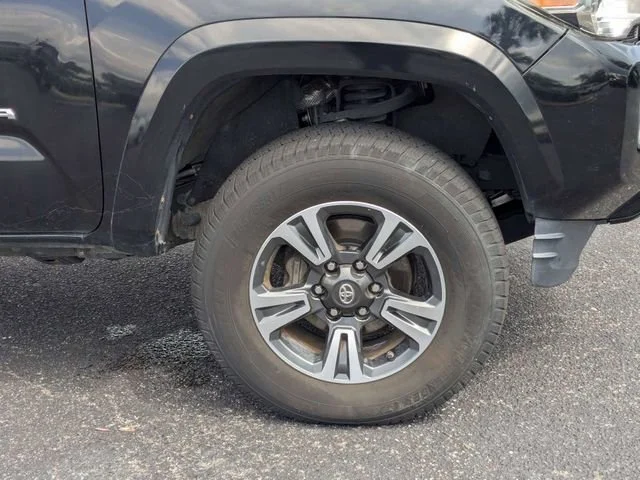 Used 2017 Black Toyota SR5 image 11