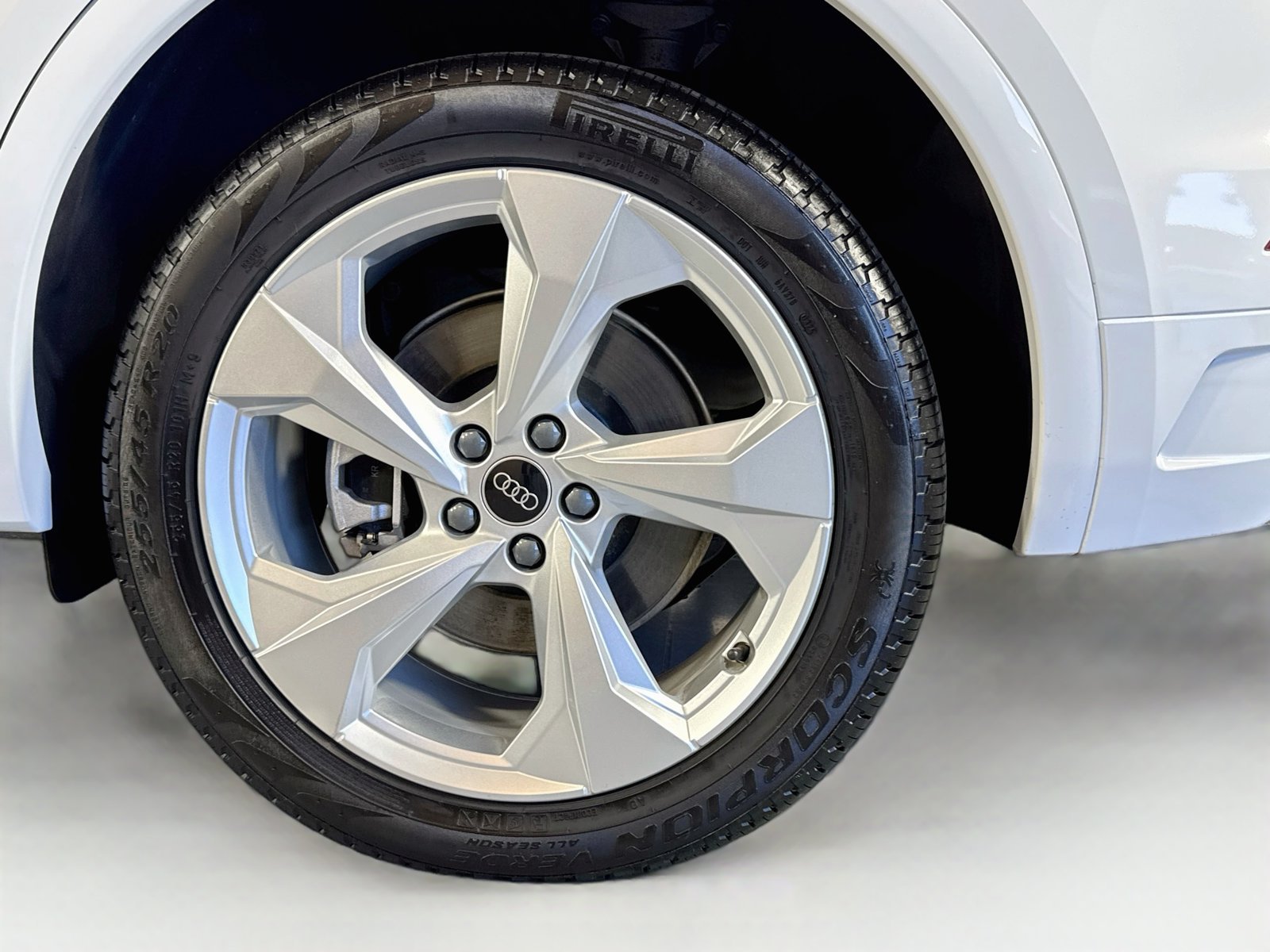 Used 2025 Arkona White Audi S line Premium Plus image 30