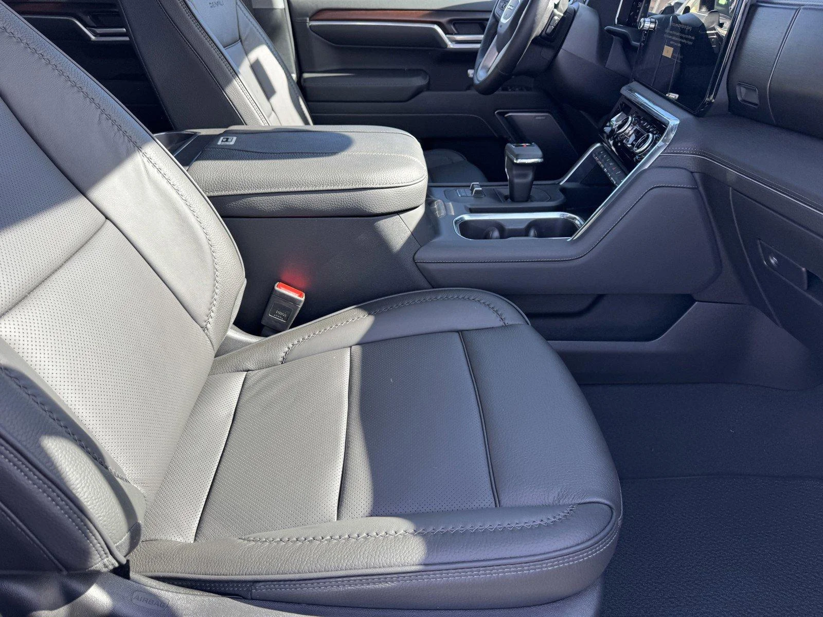 New 2026 Glacier White Tricoat GMC Denali image 8