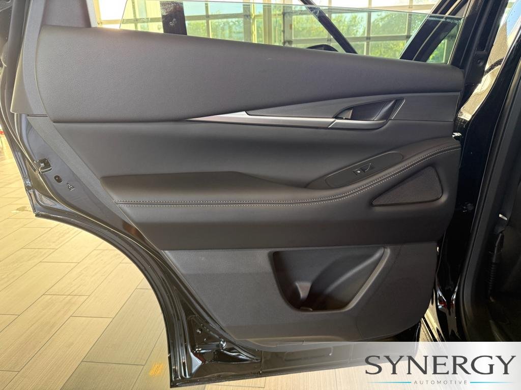 New 2027 BLACK OBSIDIAN INFINITI Pure FWD image 29