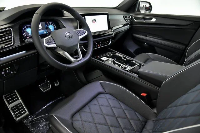 New 2026 Gray Volkswagen 2.0T SEL Premium R-Line image 5
