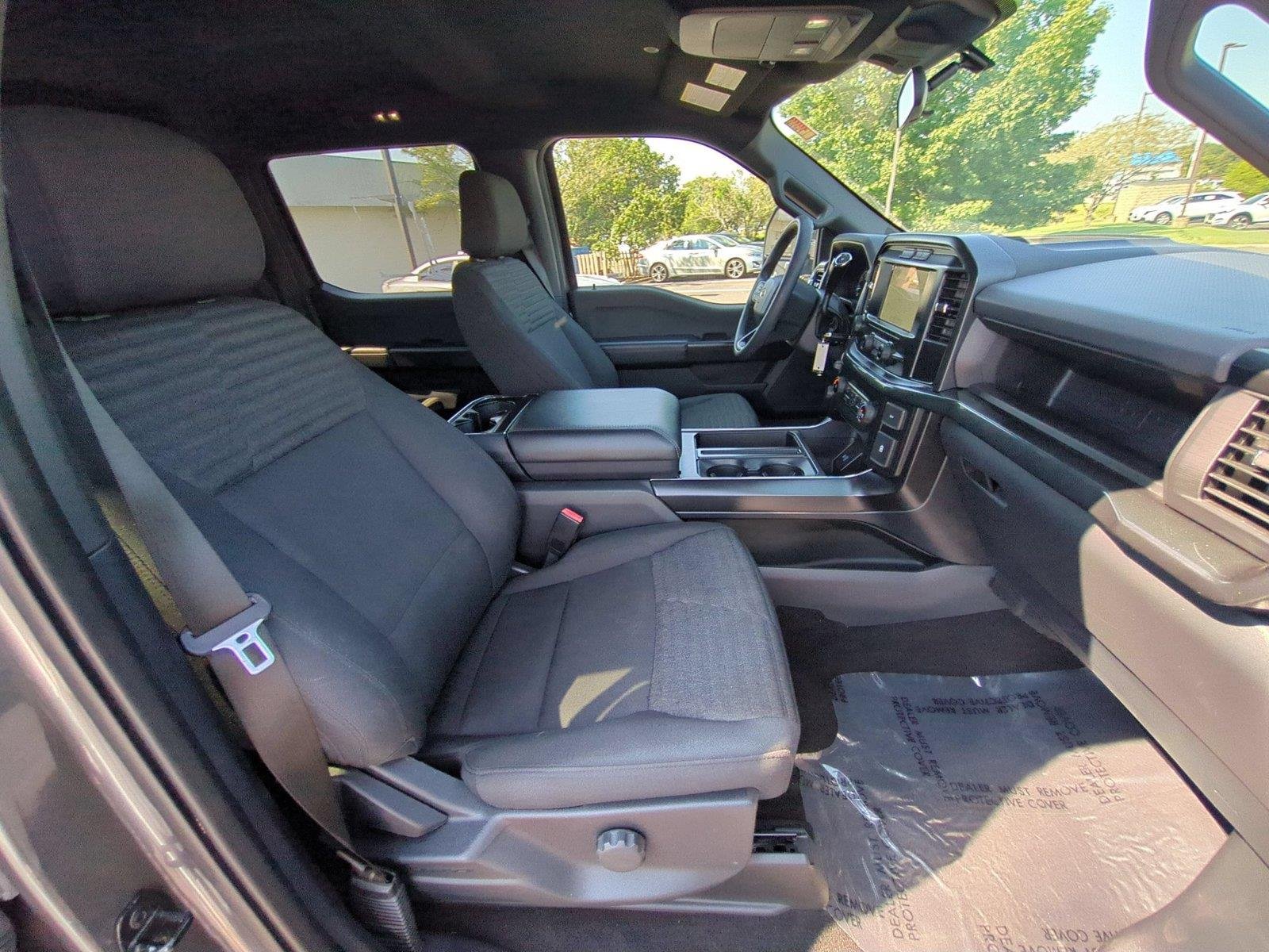 Used 2022 Carbonized Gray Metallic Ford XL image 36