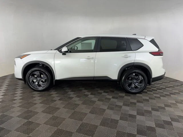 New 2026 Everest White Pearl TriCoat Nissan SV image 8