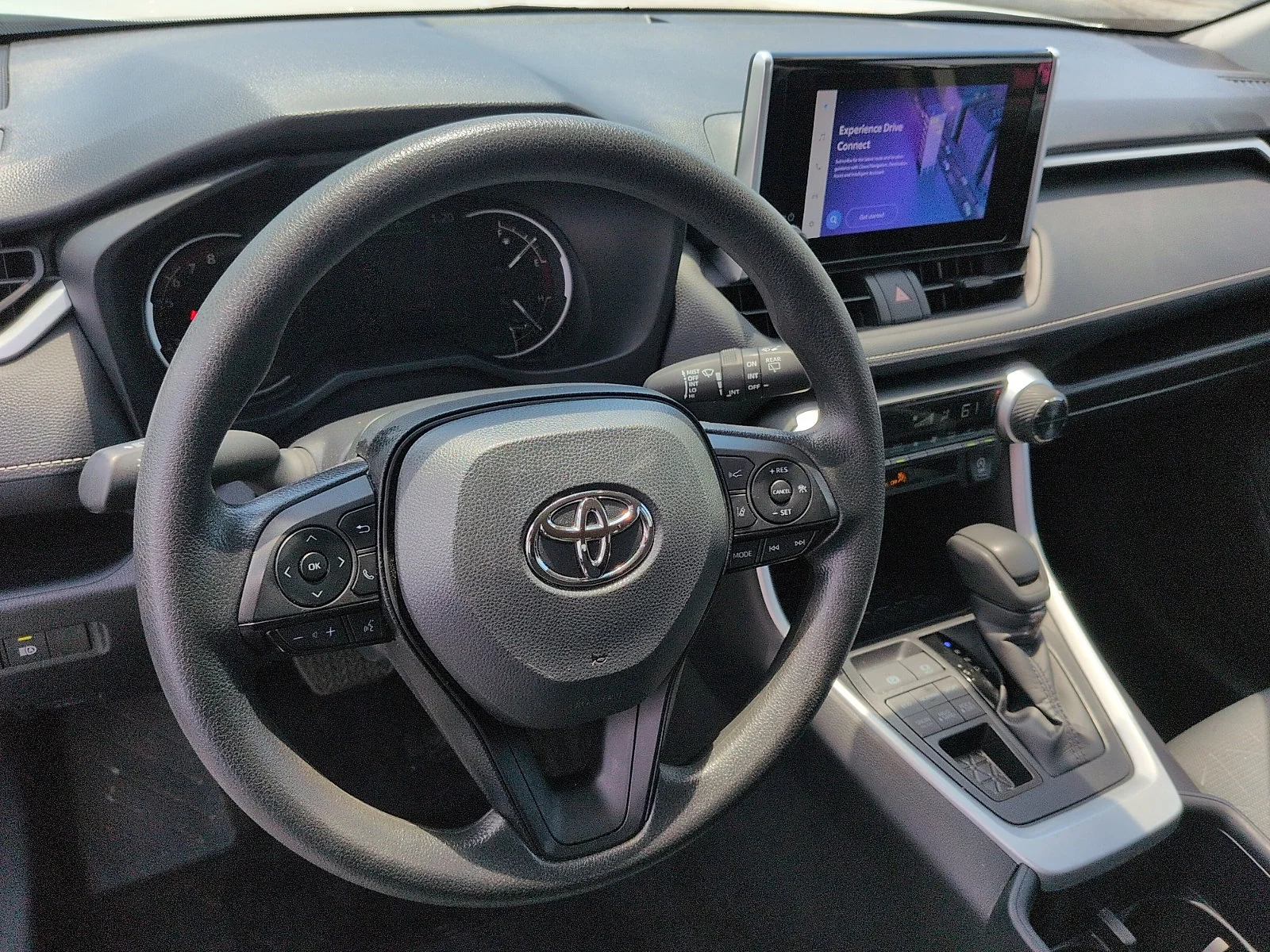 Used 2025 Ice Cap - 040 Toyota XLE image 9