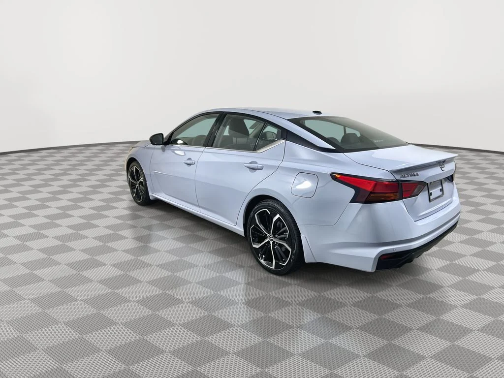 New 2026 Gray Nissan 2.5 SR image 6