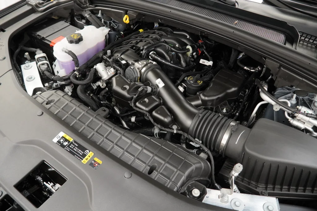 Used 2025 Gray Jeep Limited image 39