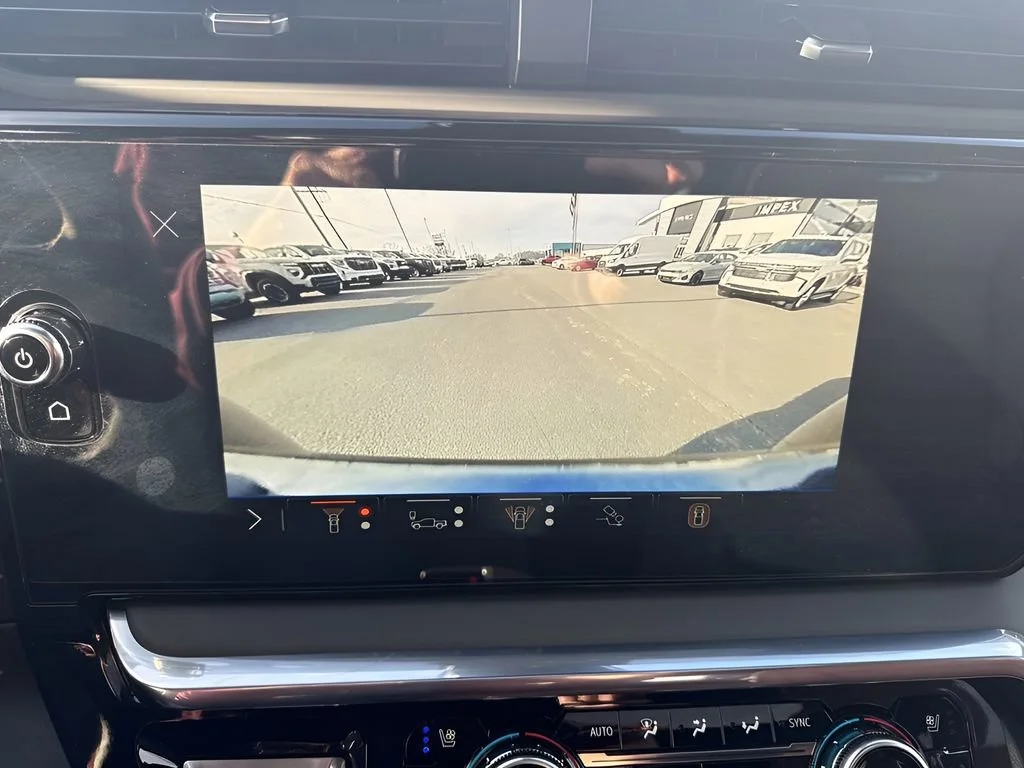 New 2026 Glacier White Tricoat GMC Denali Ultimate image 35