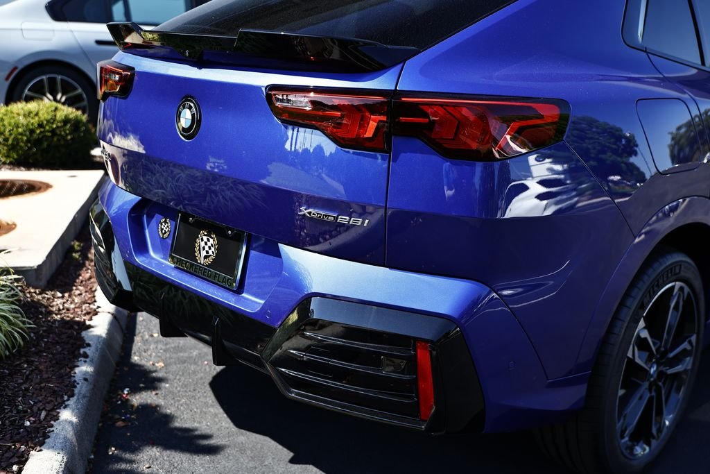 New 2027 C31 BMW xDrive28i image 5