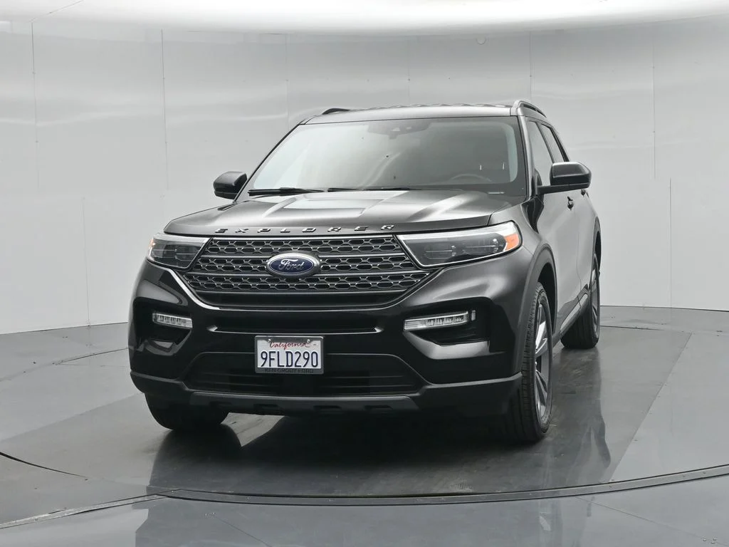 Certified Used 2022 Black Ford XLT image 58
