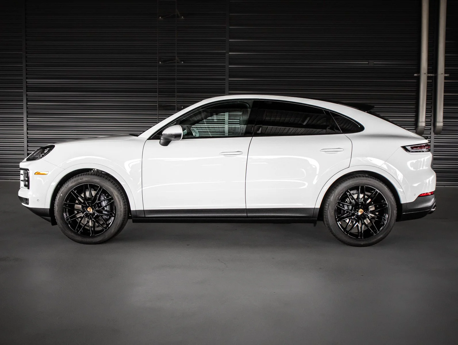 New 2026 White Porsche Coupe image 2