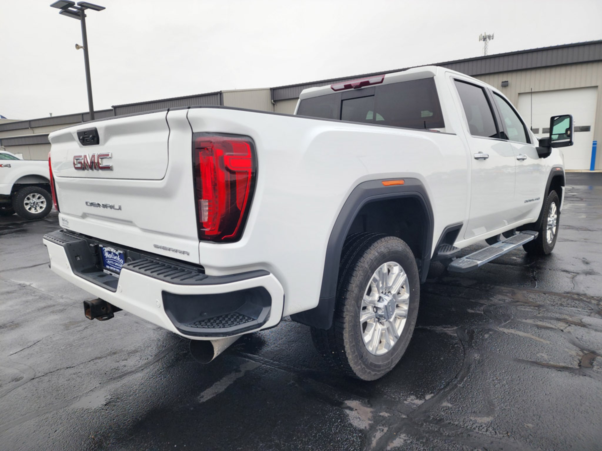 Used 2020 Summit White GMC Denali image 4