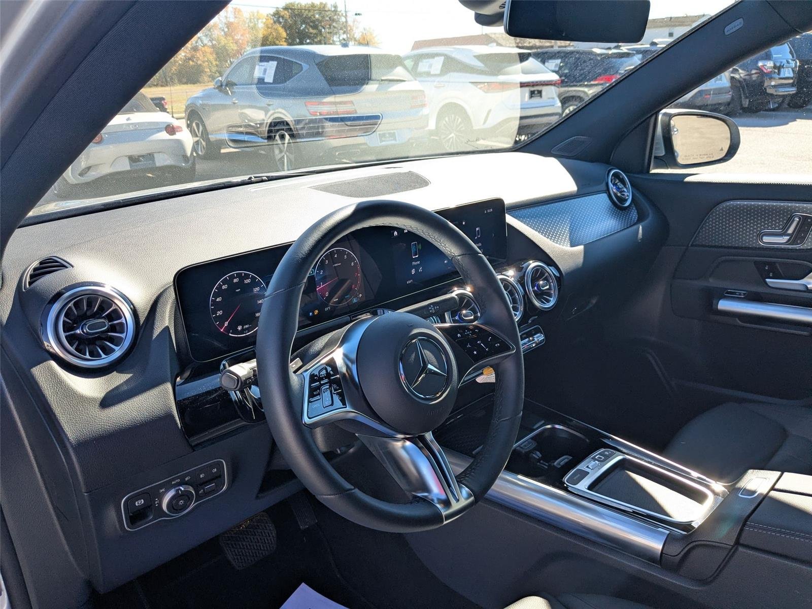 Used 2025 Cirrus Silver Metallic Mercedes-Benz GLA 250 image 12