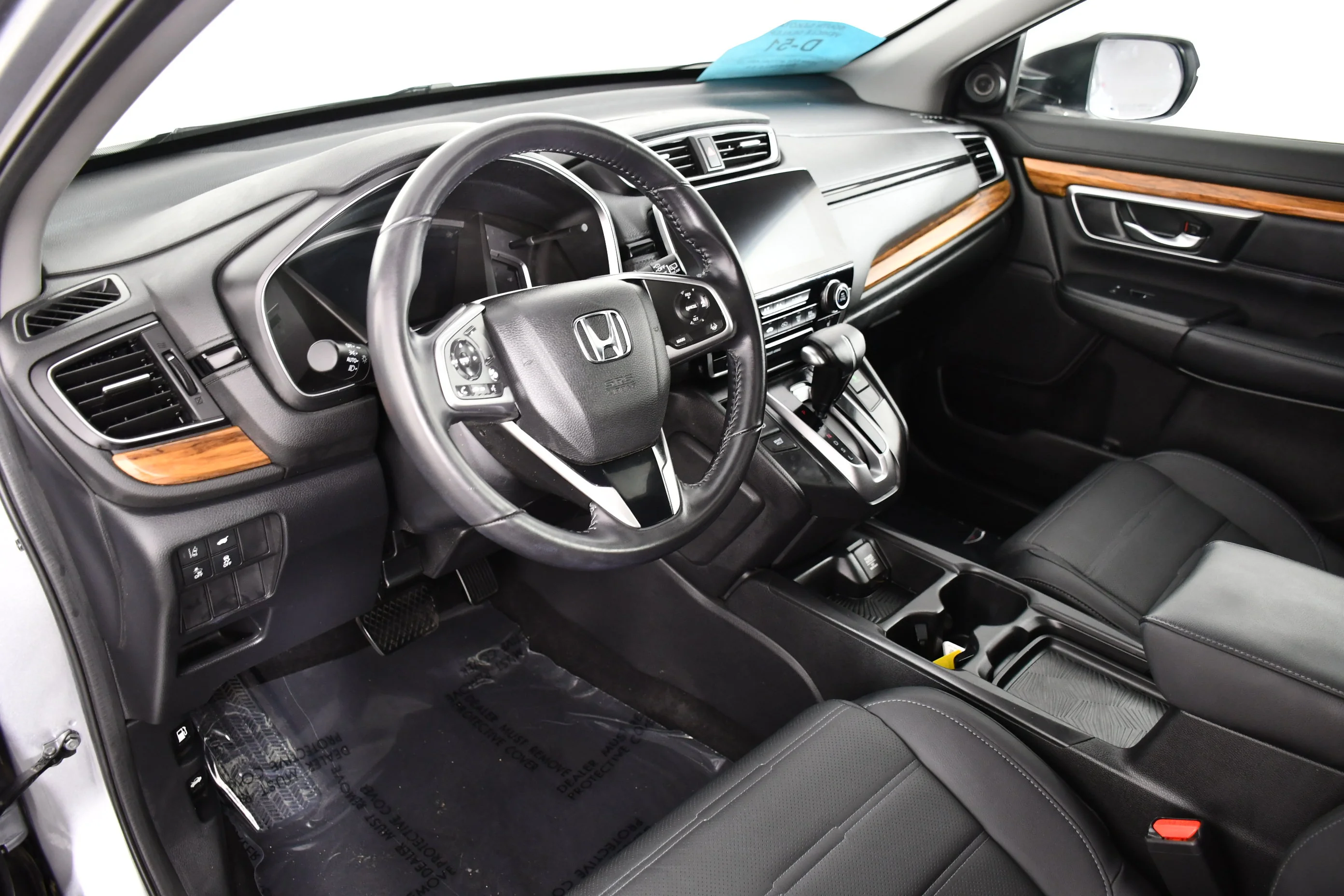 Used 2019 Lunar Silver Metallic Honda Touring image 38