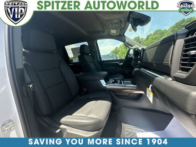 New 2026 Summit White Chevrolet LT image 29