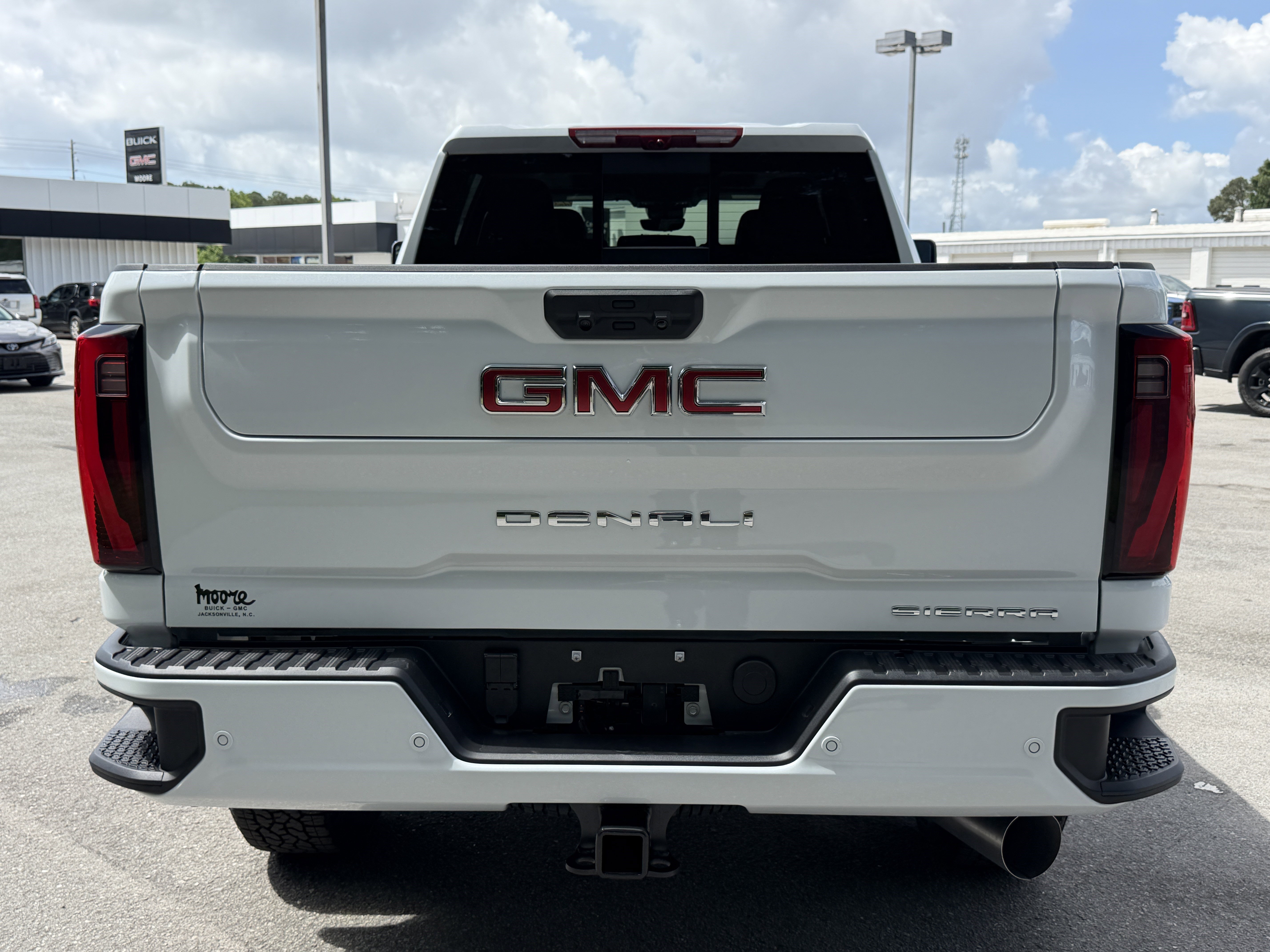 2026 GMC Sierra 2500HD Denali - Photo 11