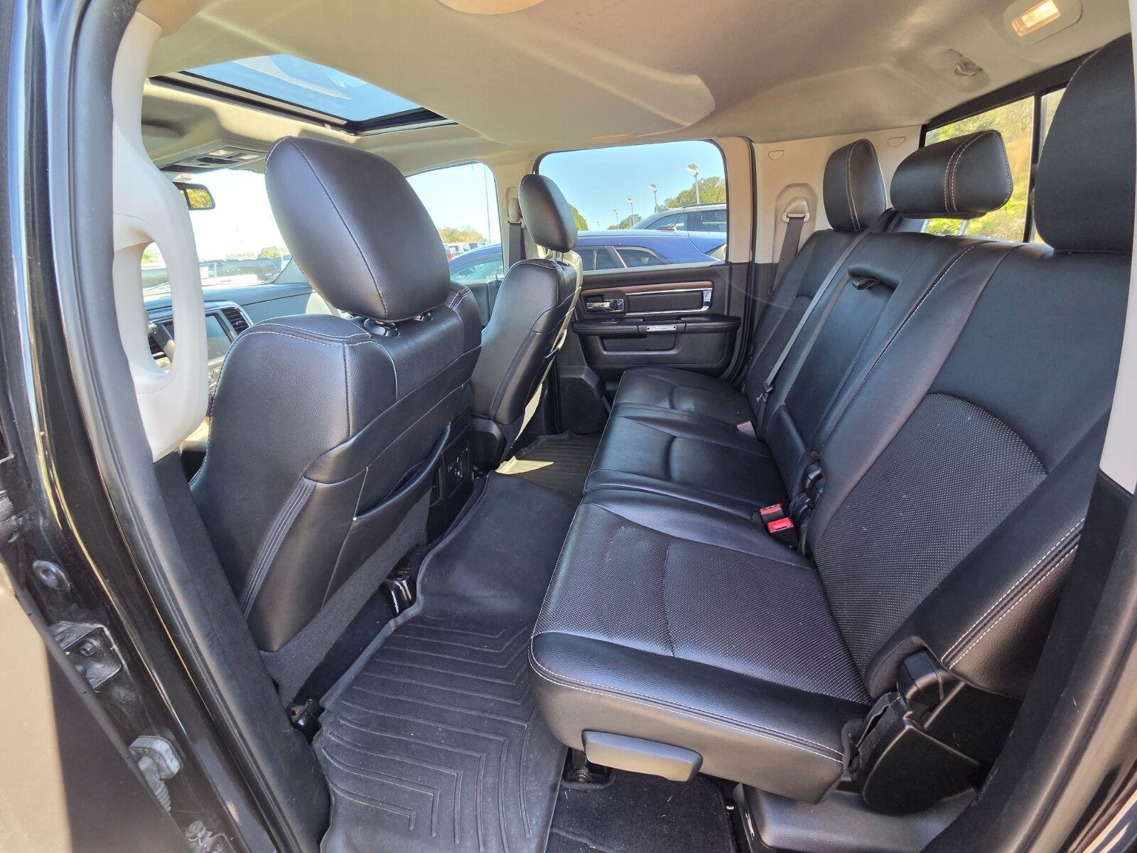 Used 2017 Brilliant Black Crystal Pearlcoat Ram Laramie image 11