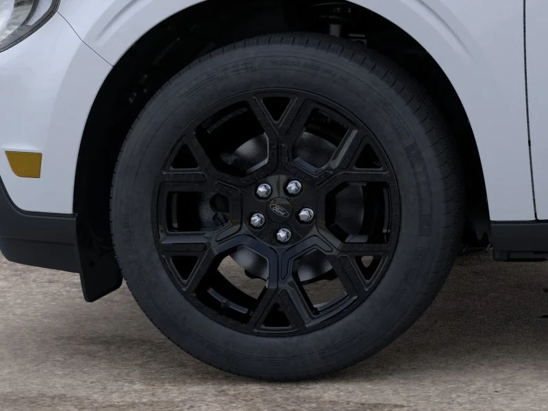New 2026 Space White Metallic Ford XLT image 20