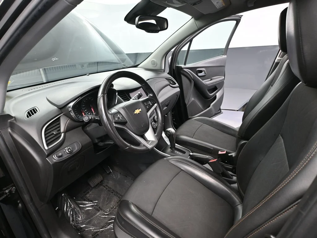 Used 2020 Black Chevrolet LT image 21