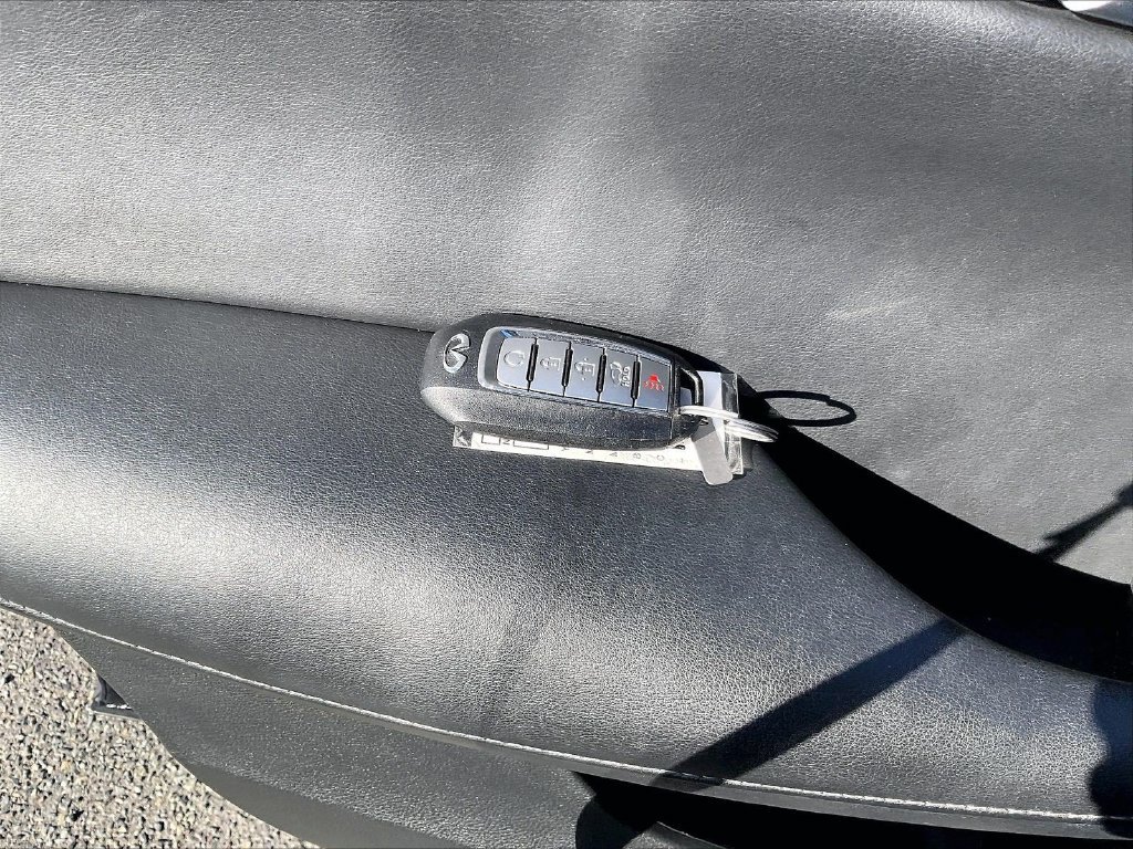 Used 2025 Blue INFINITI SPORT image 31