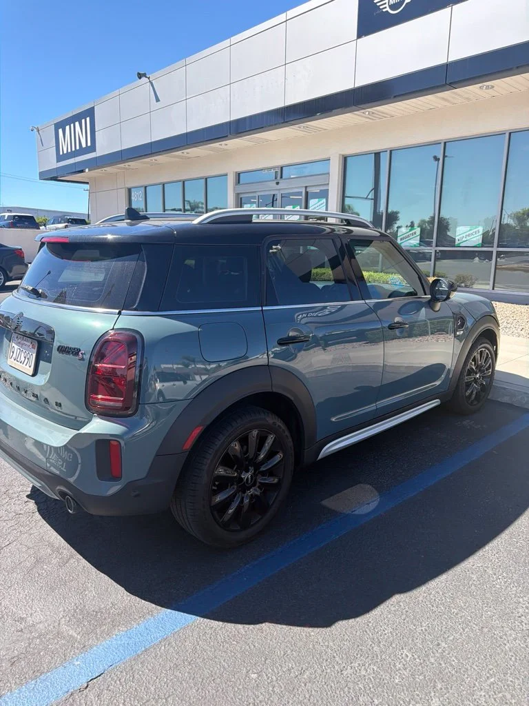 Certified Used 2024 Sage Green Metallic MINI Signature image 2
