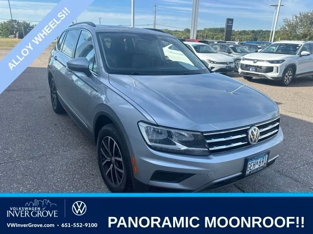 Used 2021 Silver Metallic Volkswagen 2.0T SE image 1