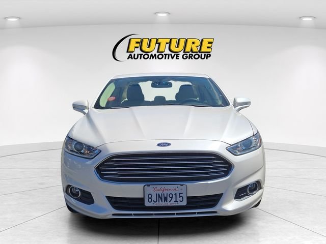 Used 2016 White Ford SE image 2