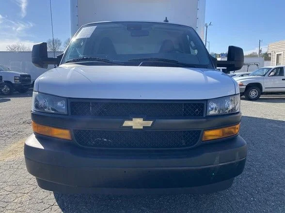 Used 2024 White Chevrolet Work Van image 36