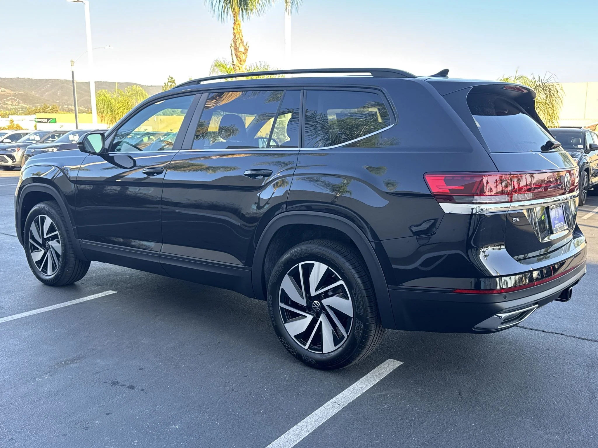 New 2026 Deep Black Pearl Volkswagen 2.0T SE w/Technology image 5
