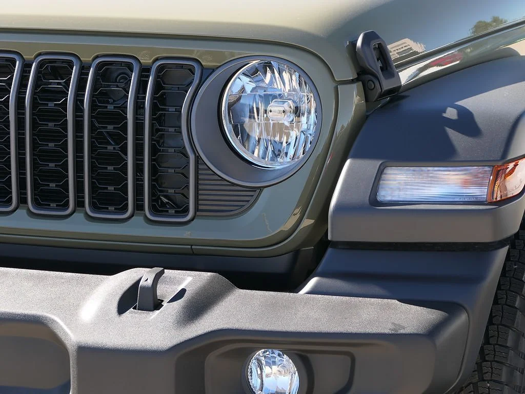 New 2026  Jeep Sport S image 6