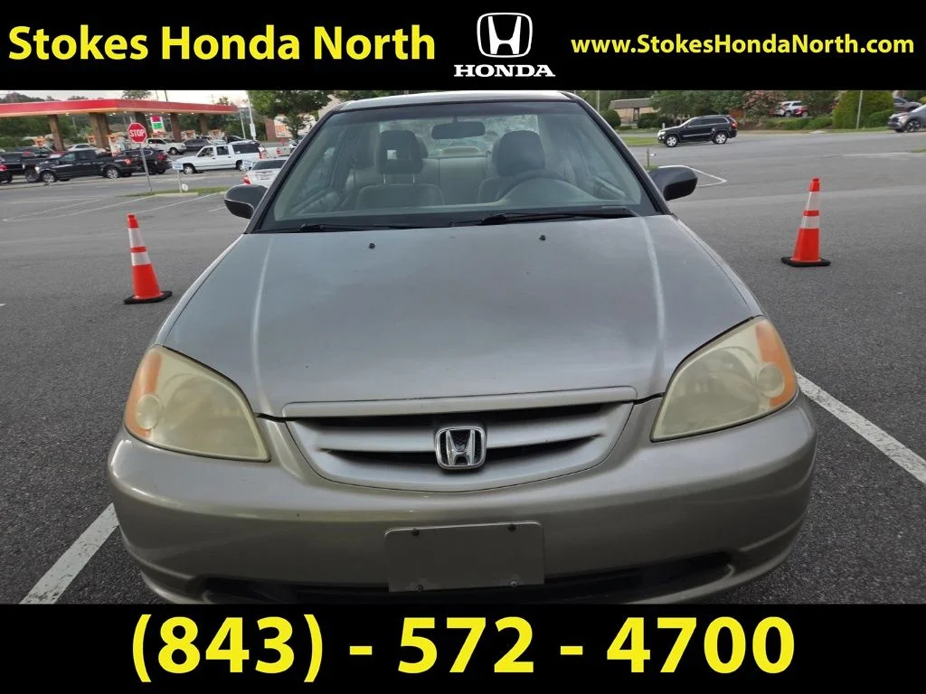 Used 2003 Gold Honda LX image 1