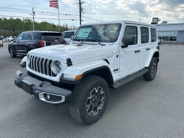New 2026 Bright White Clear-Coat Exterior Paint Jeep Sahara image 3