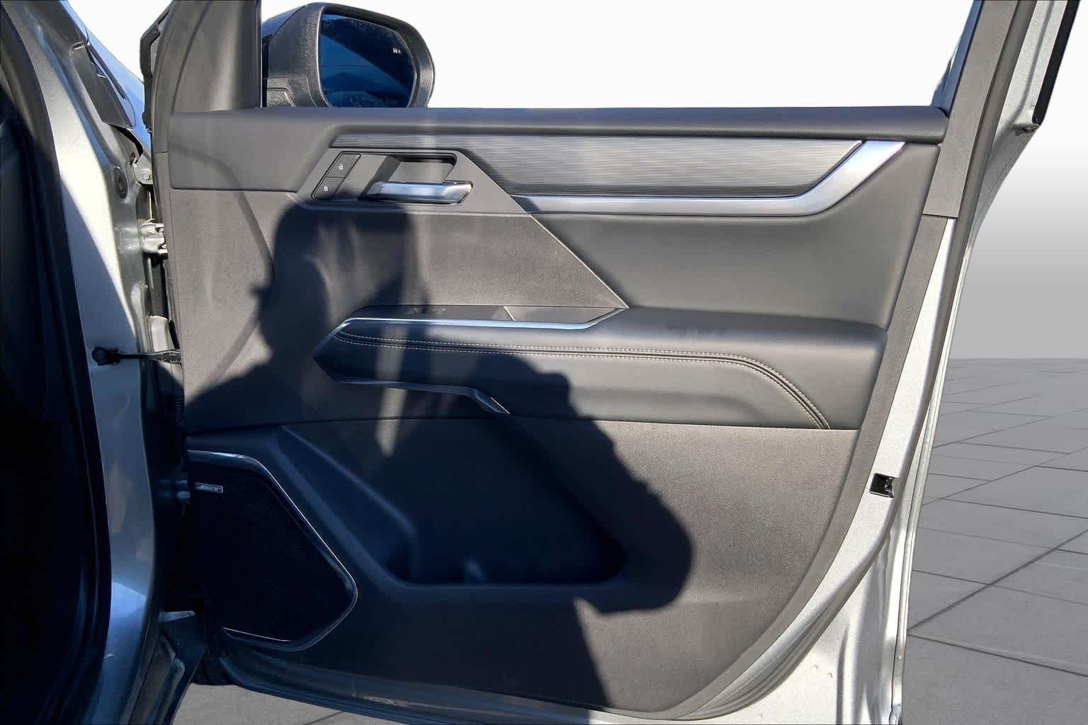 2026 GMC Acadia Elevation - Photo 23