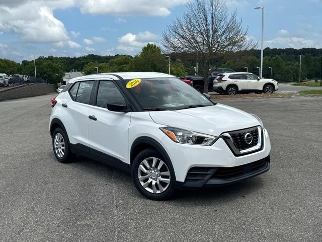 Used 2020 White Nissan S image 2