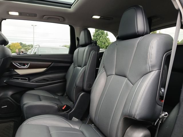 Used 2022 Red Subaru Touring image 10