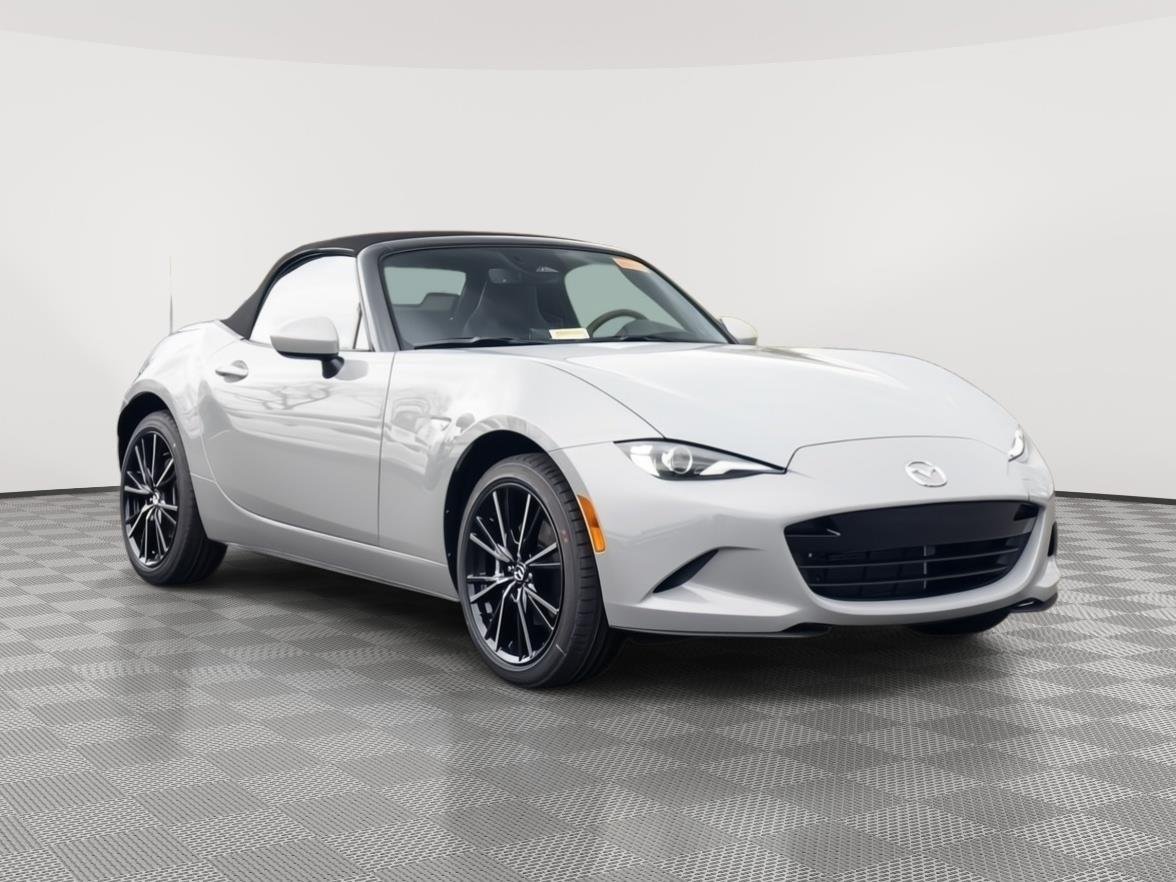 2026 Mazda MX-5 Miata Grand Touring's photo
