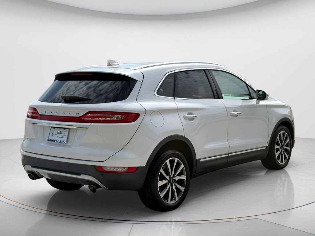 Used 2019 White Lincoln Reserve image 5
