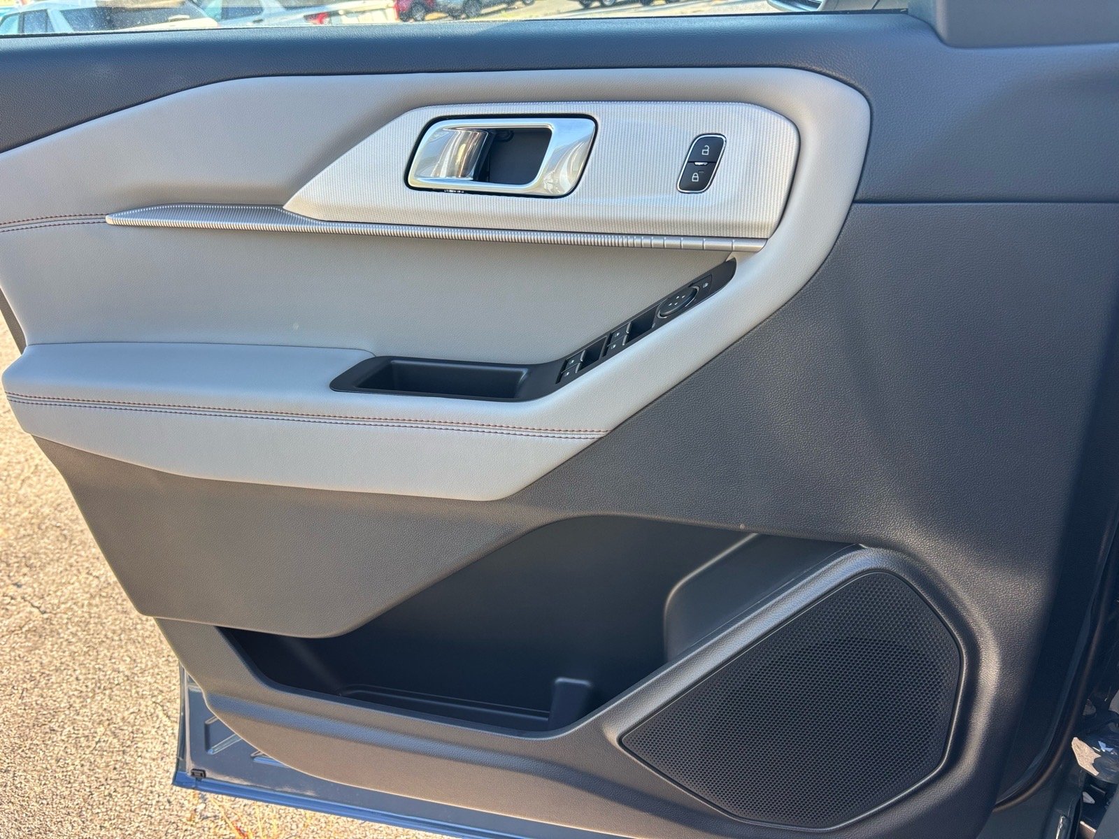 New 2026 Vapor Blue Metallic Ford Active image 7
