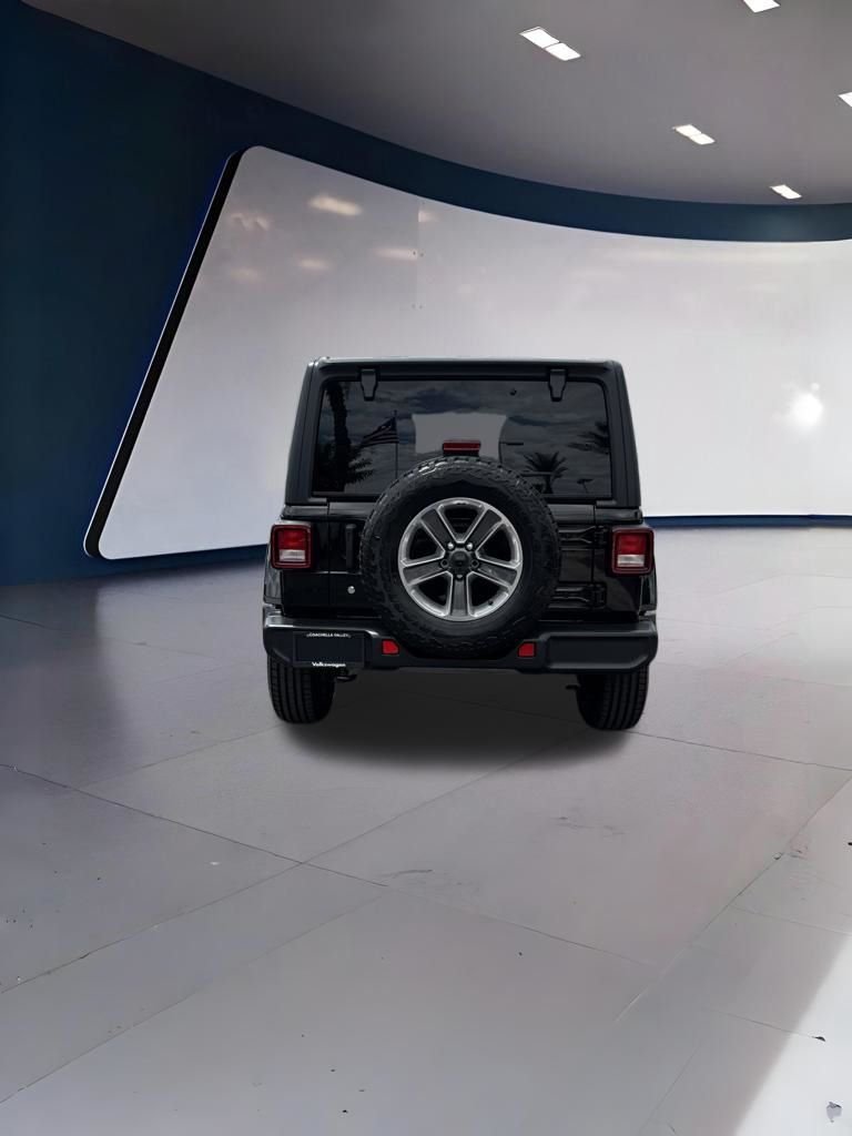 Used 2019 Black Jeep Unlimited Sahara image 3