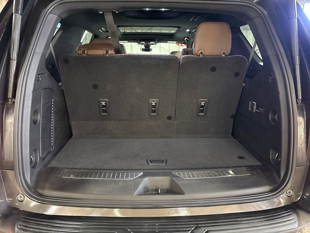 Used 2021 Gray Chevrolet High Country image 28