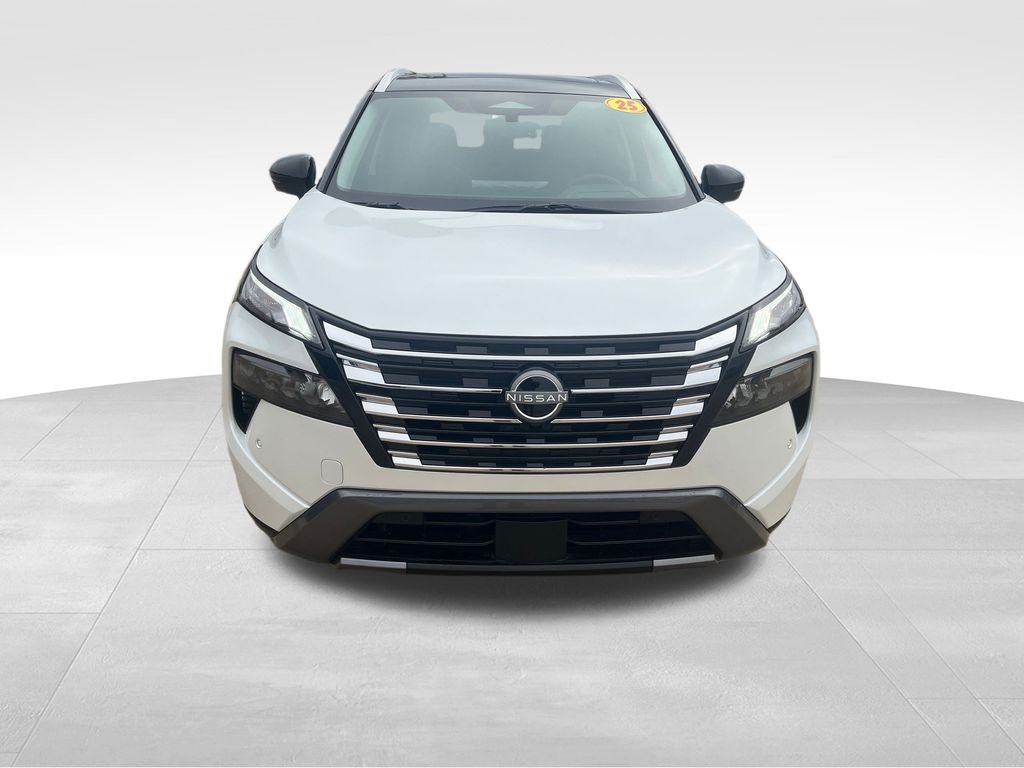 2025 Nissan Rogue SL - Photo 10