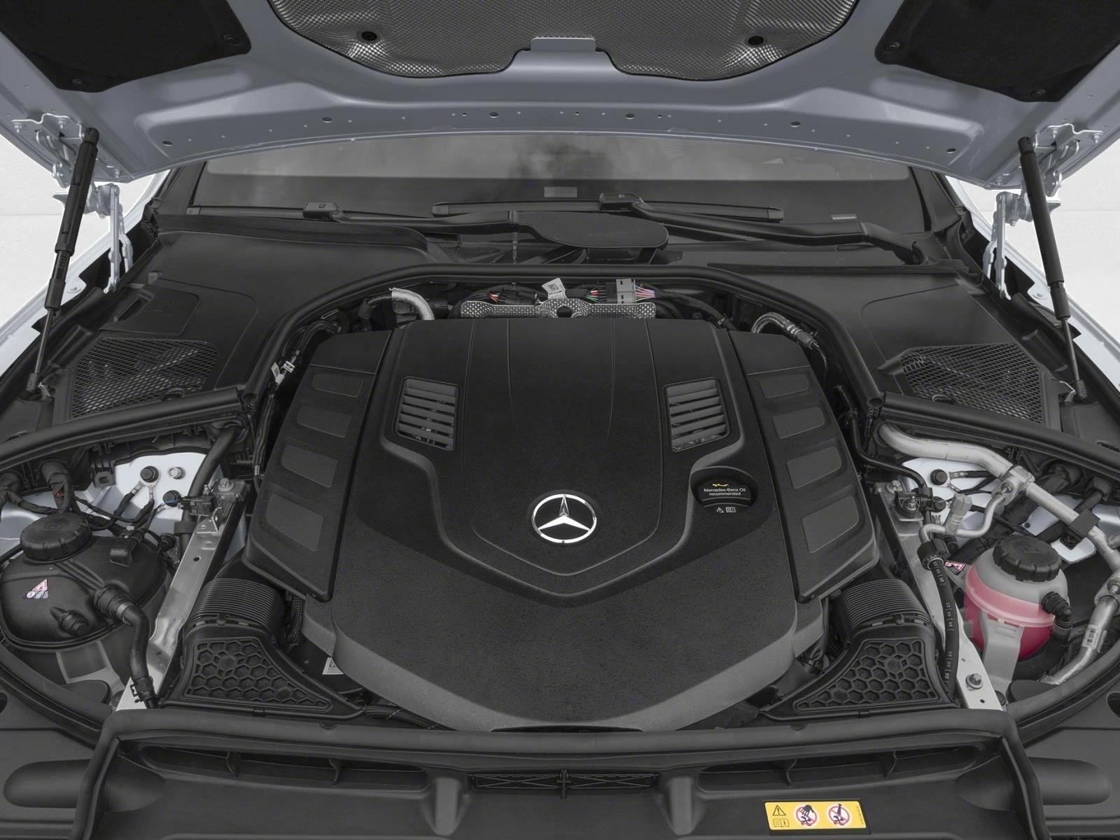 New 2026 MANUFAKTUR Moonlight White Metallic Mercedes-Benz S580 image 4